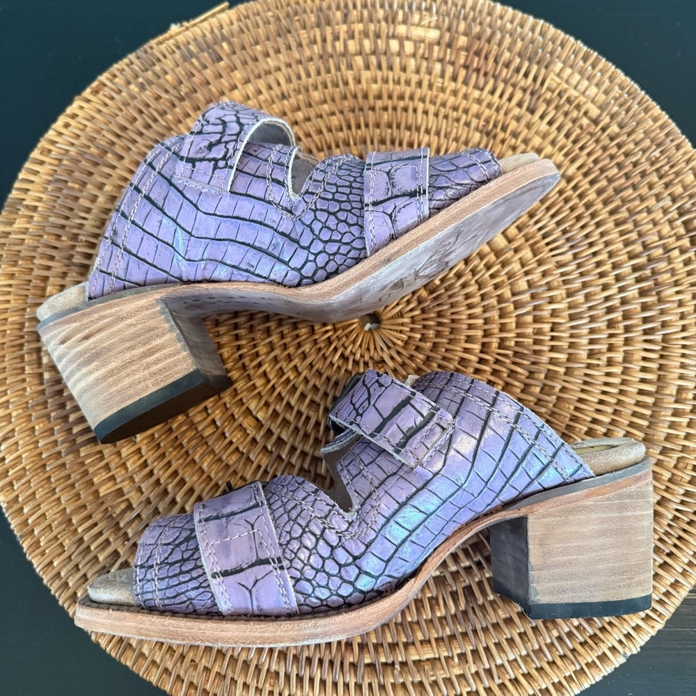 Freebird by Stevens Caprice Womens Croc Embossed‎ Slide Sandals Purple Size 6 - Picture 9 of 11